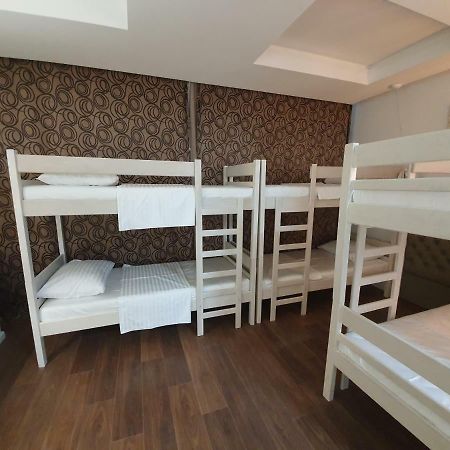 Sweet Spot Hostel Сплит Экстерьер фото