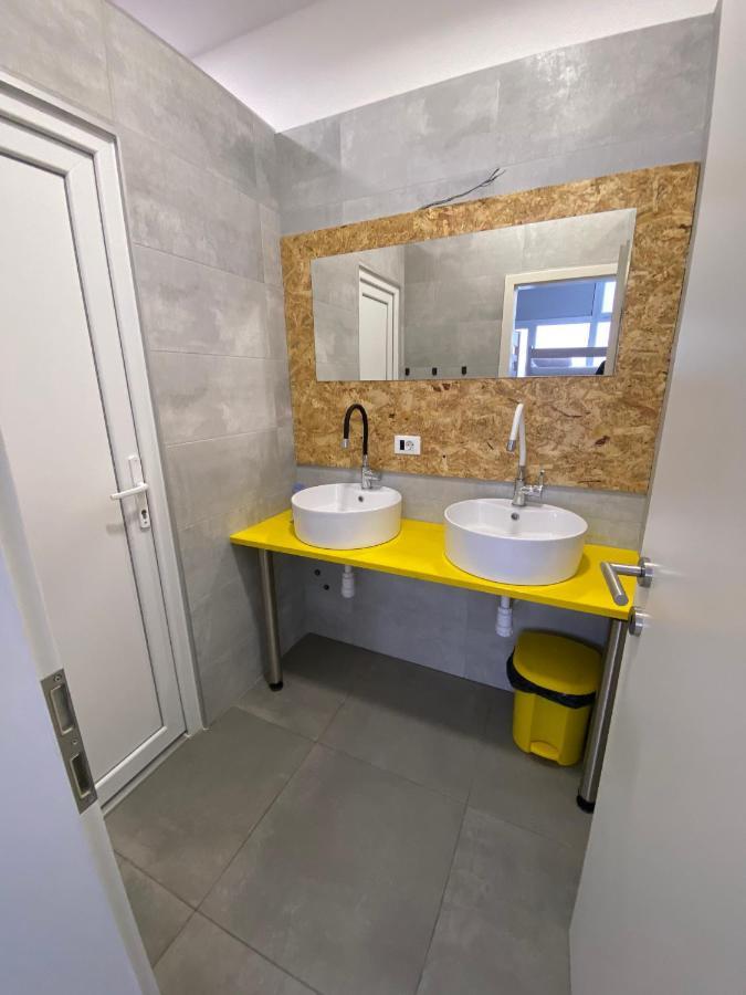 Sweet Spot Hostel Сплит Экстерьер фото